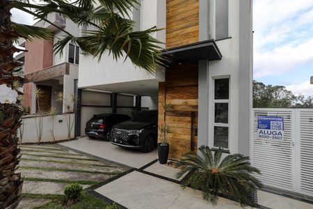 Casa de condomínio para alugar com 240m², 4 quartos e 4 vagasÁrea Comum