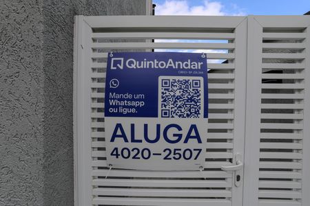 Casa de condomínio para alugar com 240m², 4 quartos e 4 vagasPlaquinha