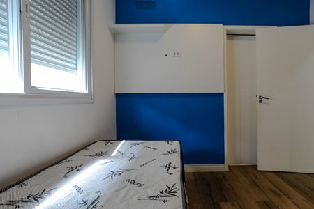 Casa de condomínio para alugar com 240m², 4 quartos e 4 vagasQuarto 1