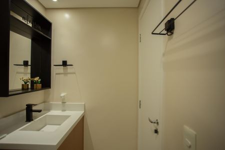 Apartamento à venda com 62m², 2 quartos e 1 vaga Apartamento à venda com 62m², 2 quartos e 1 vagaBANHEIRO