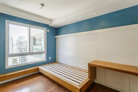 Apartamento à venda com 335m², 4 quartos e 4 vagas Apartamento à venda com 335m², 4 quartos e 4 vagasSuíte 3