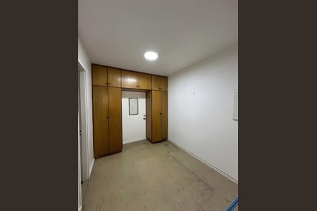 Apartamento para alugar com 202m², 4 quartos e 2 vagas Apartamento para alugar com 202m², 4 quartos e 2 vagasQuarto 2