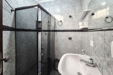 Casa à venda com 450m², 4 quartos e 2 vagasBanheiro da Suíte 1