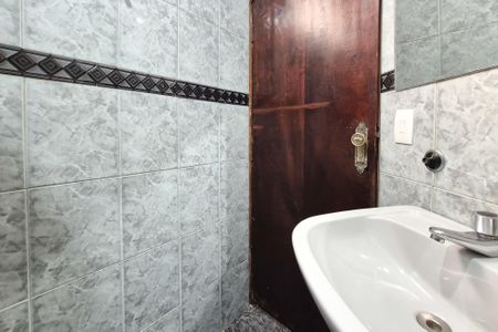 Casa à venda com 450m², 4 quartos e 2 vagasBanheiro da Suíte 3