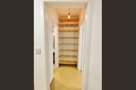 Quarto Corredor de apartamento para alugar com 1 quarto, 48m² em Centro Histórico, Porto Alegre