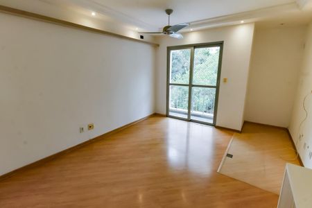 Sala de apartamento para alugar com 3 quartos, 68m² em Jardim Londrina, São Paulo