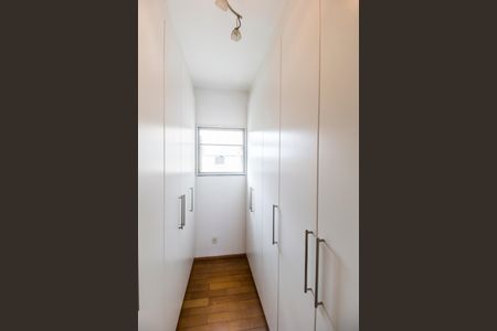 Apartamento para alugar com 140m², 3 quartos e 2 vagasCloset da suíte