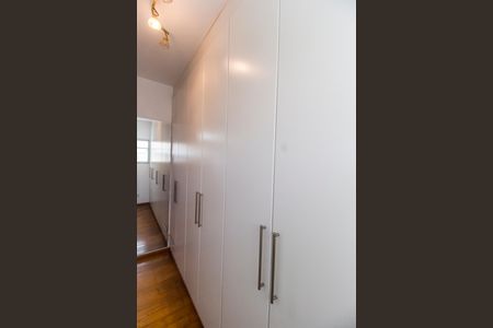 Apartamento para alugar com 140m², 3 quartos e 2 vagasCloset da suíte