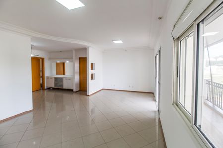 Apartamento para alugar com 140m², 3 quartos e 2 vagasSala