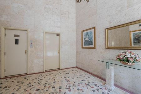 Apartamento à venda com 176m², 3 quartos e sem vaga Apartamento à venda com 176m², 3 quartos e sem vagaHall de entrada