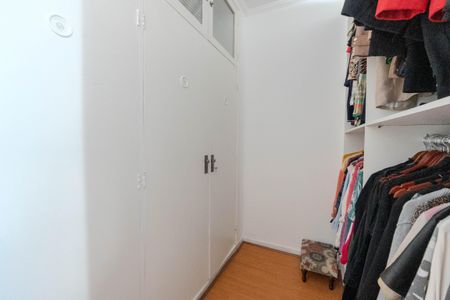 Apartamento à venda com 176m², 3 quartos e sem vaga Apartamento à venda com 176m², 3 quartos e sem vagaCloset do quarto 1
