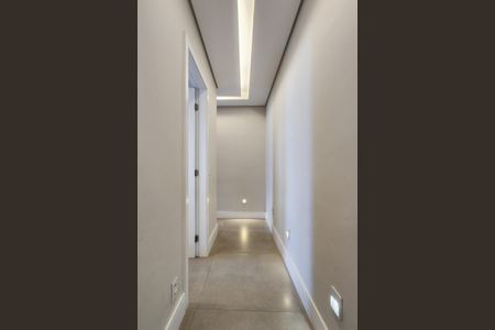 Apartamento à venda com 116m², 3 quartos e 2 vagasCorredor 