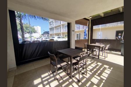 Apartamento à venda com 29m², 1 quarto e sem vaga Apartamento à venda com 29m², 1 quarto e sem vagaVaranda