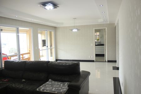 Sala de apartamento à venda com 3 quartos, 150m² em Vila Augusta, Guarulhos
