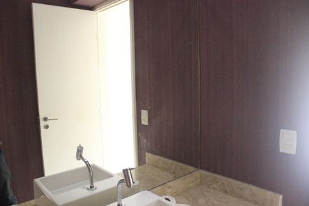 Apartamento à venda com 150m², 3 quartos e 2 vagasLavabo