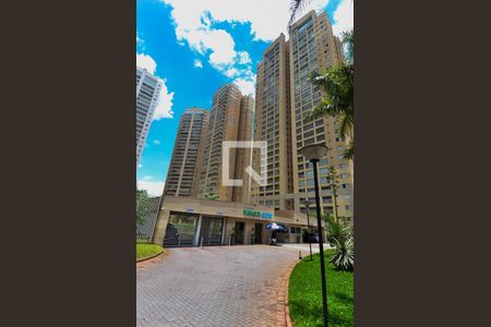 Apartamento à venda com 150m², 3 quartos e 2 vagas Apartamento à venda com 150m², 3 quartos e 2 vagasFachada