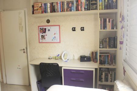 Apartamento à venda com 150m², 3 quartos e 2 vagasQuarto