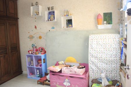 Apartamento à venda com 150m², 3 quartos e 2 vagasSuíte 2