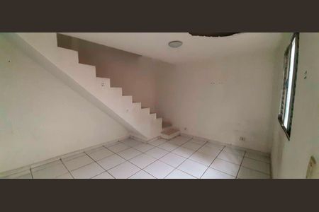 Casa 1 - Sala de casa à venda com 4 quartos, 149m² em Cipava, Osasco