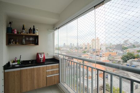 Apartamento para alugar com 100m², 2 quartos e 2 vagasVaranda