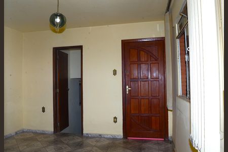 Sala de casa para alugar com 3 quartos, 190m² em São Gabriel, Belo Horizonte