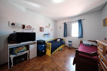 Casa à venda com 120m², 4 quartos e 2 vagasQuarto 1