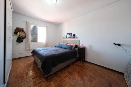 Casa à venda com 120m², 4 quartos e 2 vagasQuarto 2