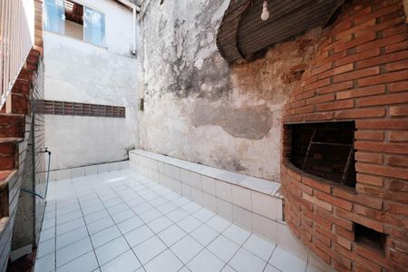 Casa à venda com 120m², 4 quartos e 2 vagasQuintal