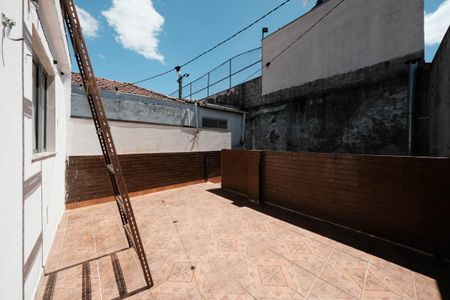 Casa à venda com 120m², 4 quartos e 2 vagasQuintal