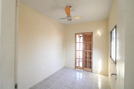 Quarto 2 de casa para alugar com 3 quartos, 100m² em Cidade Ademar, São Paulo