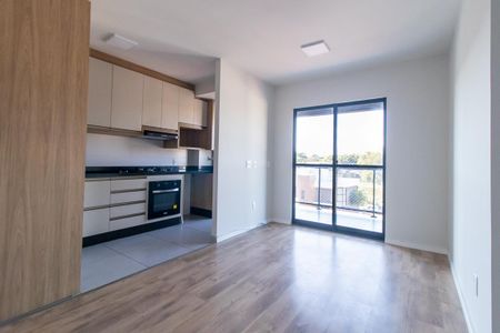 Sala de apartamento para alugar com 2 quartos, 55m² em Campo Comprido, Curitiba
