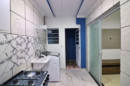 Sala/Cozinha de kitnet/studio para alugar com 1 quarto, 40m² em Bairro dos Casa, São Bernardo do Campo