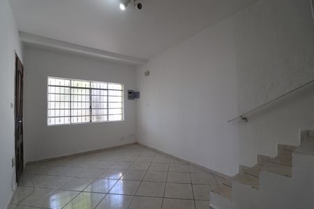 Casa à venda com 96m², 3 quartos e 1 vagaSala