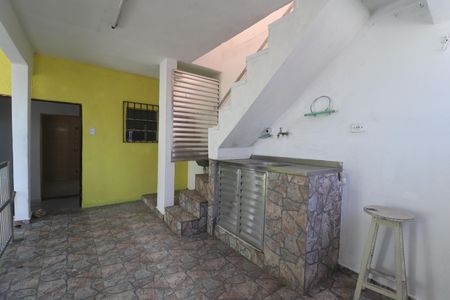 Casa à venda com 96m², 3 quartos e 1 vagaÁrea de Serviço