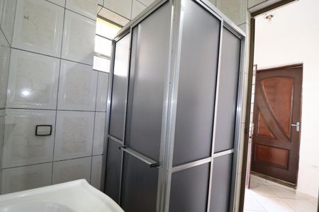 Casa à venda com 96m², 3 quartos e 1 vagaBanheiro 2