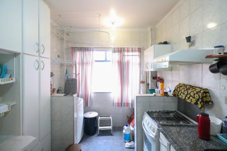 Apartamento à venda com 37m², 1 quarto e 1 vaga Apartamento à venda com 37m², 1 quarto e 1 vagaCozinha e Área de Serviço