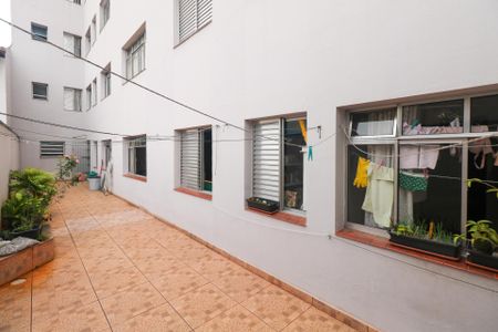 Apartamento à venda com 37m², 1 quarto e 1 vaga Apartamento à venda com 37m², 1 quarto e 1 vagaÁrea Comum - Térreos