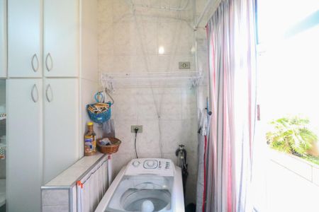 Apartamento à venda com 37m², 1 quarto e 1 vaga Apartamento à venda com 37m², 1 quarto e 1 vagaCozinha e Área de Serviço