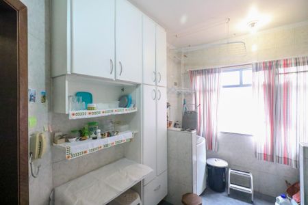 Apartamento à venda com 37m², 1 quarto e 1 vaga Apartamento à venda com 37m², 1 quarto e 1 vagaCozinha e Área de Serviço