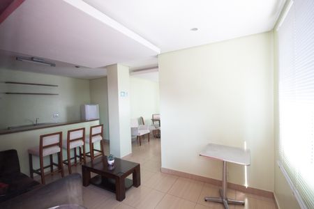 Apartamento à venda com 58m², 2 quartos e 1 vaga Apartamento à venda com 58m², 2 quartos e 1 vagaÁrea comum - Salão de festas