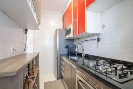 Apartamento à venda com 58m², 2 quartos e 1 vaga Apartamento à venda com 58m², 2 quartos e 1 vagaCozinha e Área de Serviço