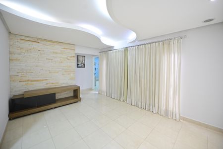 Sala 2 de casa para alugar com 4 quartos, 420m² em Jardim Atlantico, Goiânia
