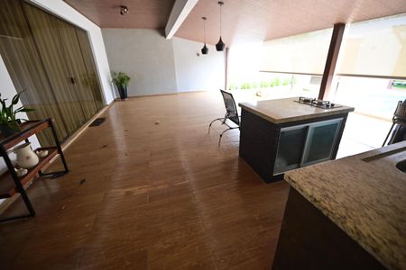 Casa para alugar com 4 quartos, 420m² em Jardim Atlantico, Goiânia