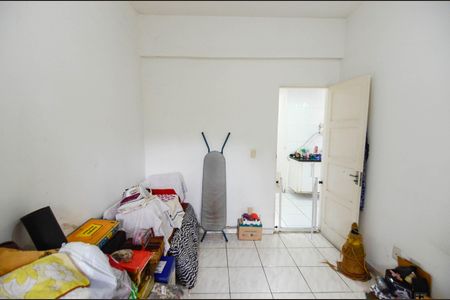 Casa à venda com 225m², 4 quartos e 2 vagas Casa à venda com 225m², 4 quartos e 2 vagasQuarto de Serviço