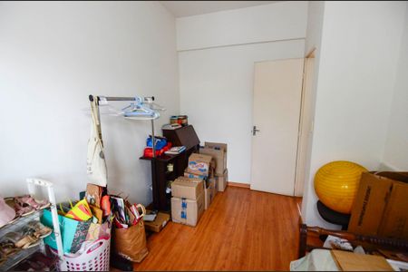 Casa à venda com 225m², 4 quartos e 2 vagas Casa à venda com 225m², 4 quartos e 2 vagasQuarto 2