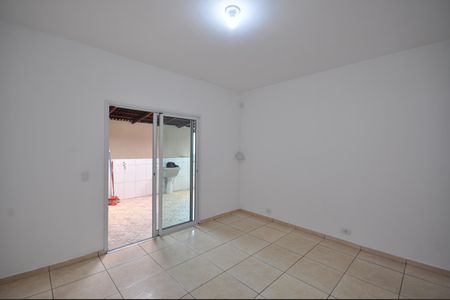 Sala de casa para alugar com 2 quartos, 68m² em Jardim Modelo, São Paulo