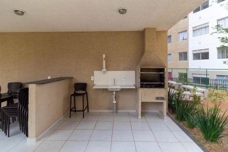 Apartamento para alugar com 35m², 2 quartos e sem vagaÁrea comum - Churrasqueira