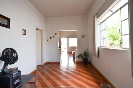 Sala de Jantar de casa à venda com 3 quartos, 400m² em Sagrada Família, Belo Horizonte