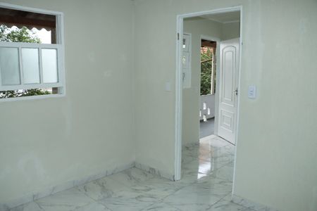 Quarto de casa para alugar com 1 quarto, 60m² em Jardim Barbacena, Cotia