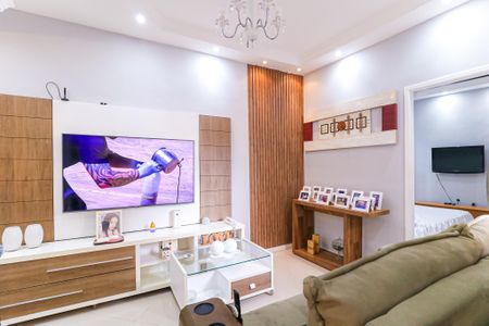 Sala de casa para alugar com 2 quartos, 60m² em Quintino Bocaiúva, Rio de Janeiro